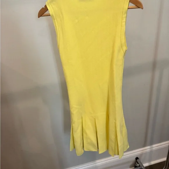 Zara yellow pleated dress - Picture 4 of 4